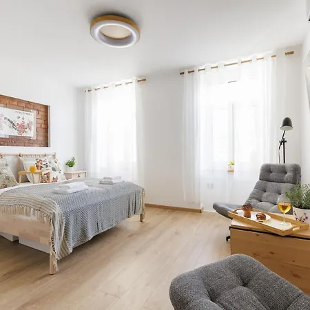Cozy&Quiet, Self Check In, Parking Apartment Zagreb Exterior photo